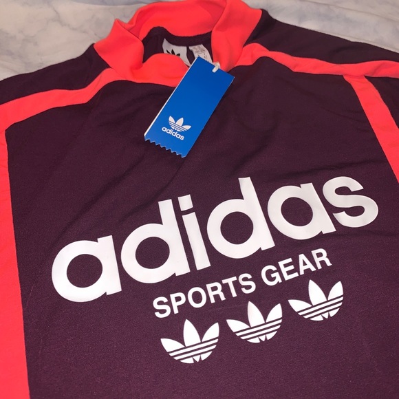 Adidas T-Shirt Size Medium - Picture 3 of 5